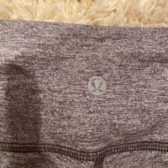 Lulu lemon leggings - Picture 4 of 5